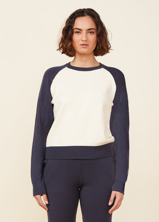 Monrow Raglan Sweater Ivory/Blueblack